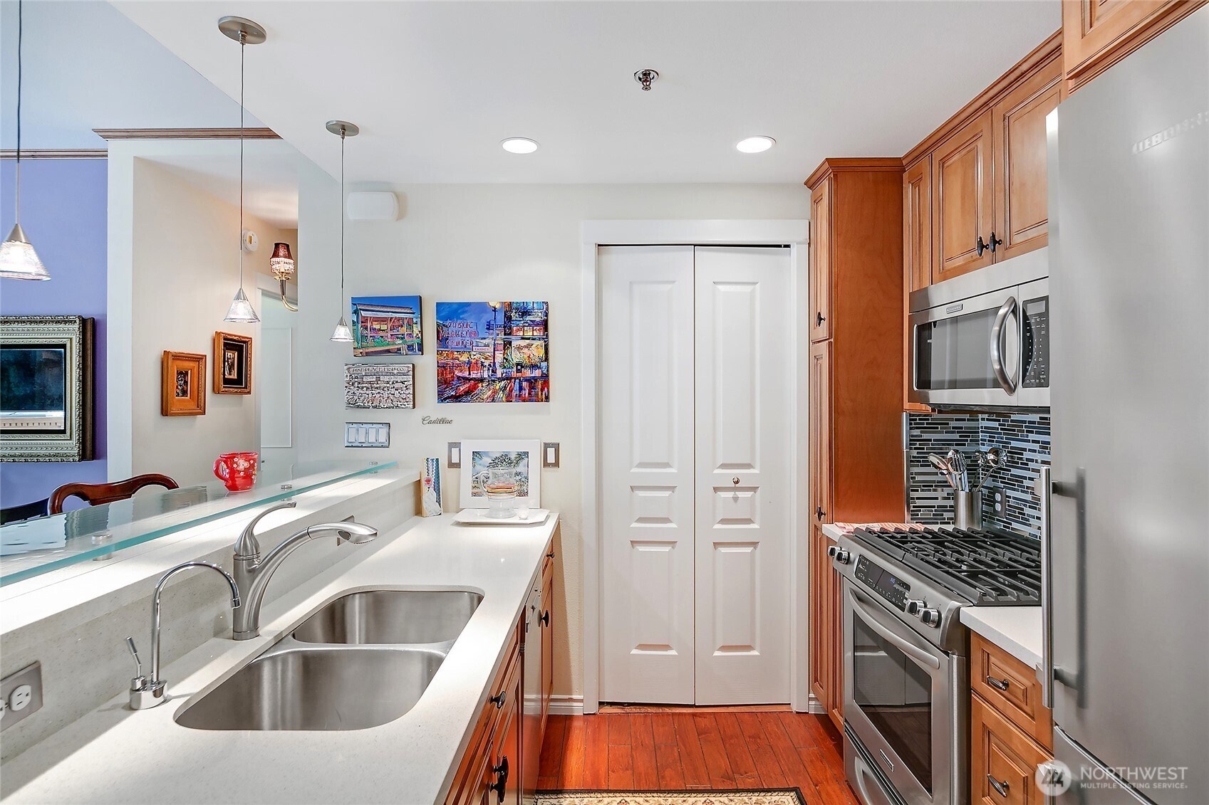 2801 1st Avenue #208, Seattle, WA 98121, photo 5 of 39