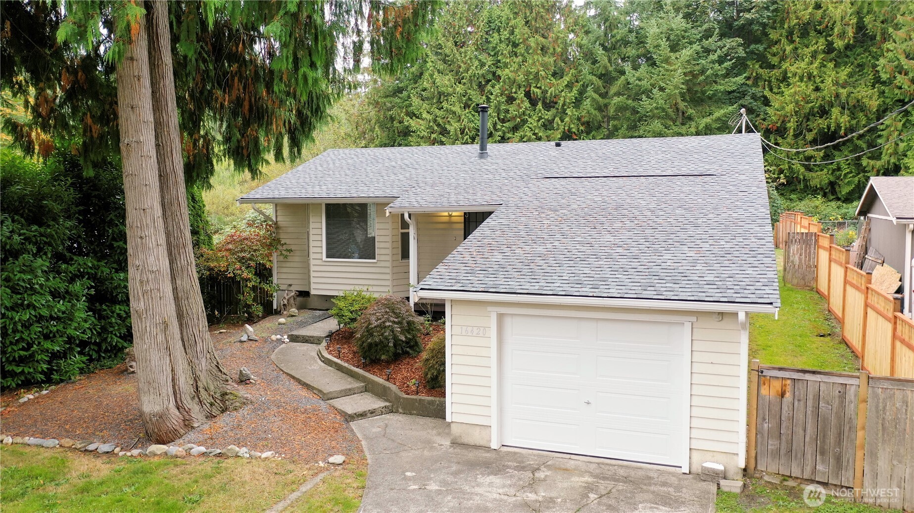 16420 W Lake Goodwin Road