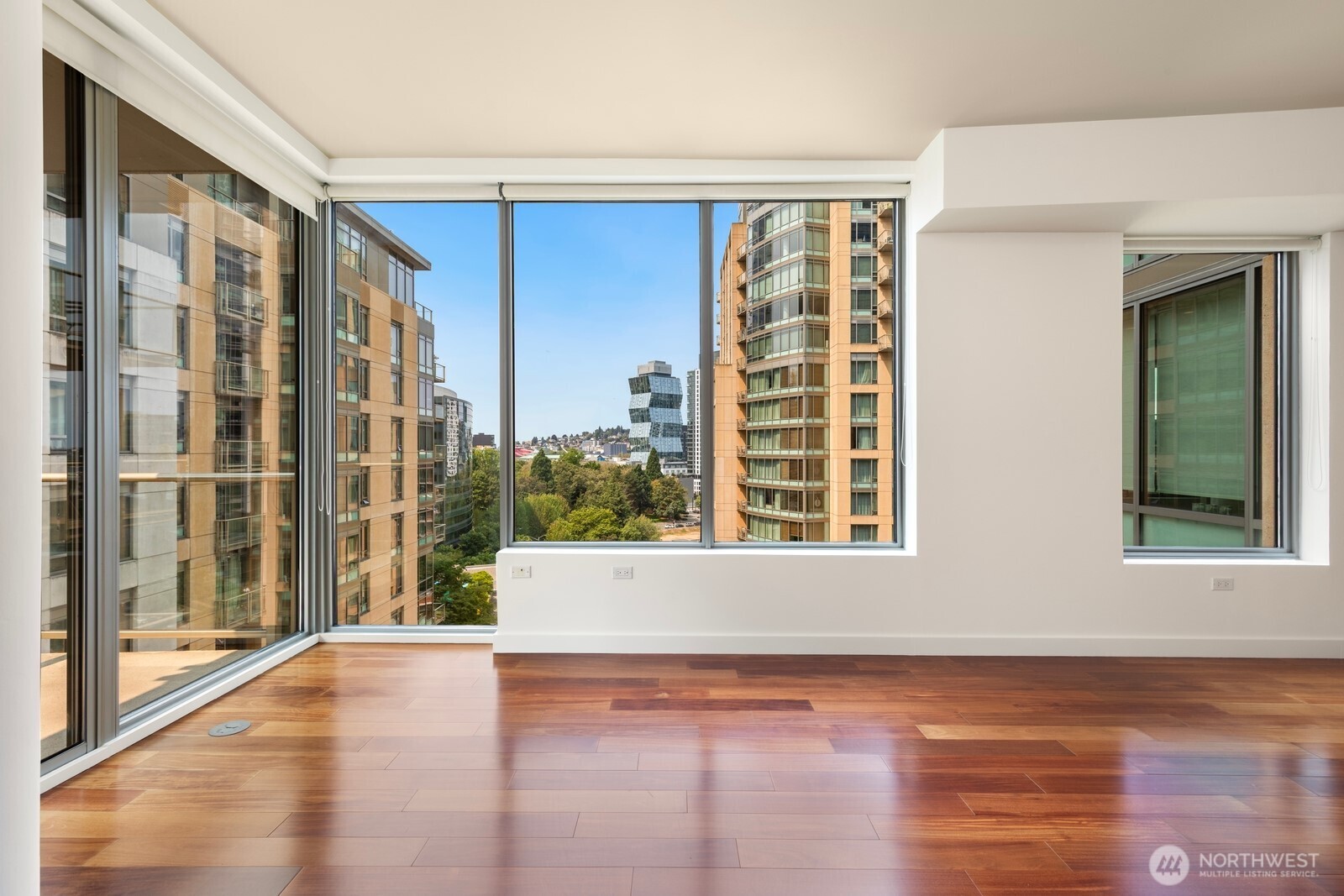 910 Lenora Street #S909, Seattle, WA 98121, photo 2 of 40