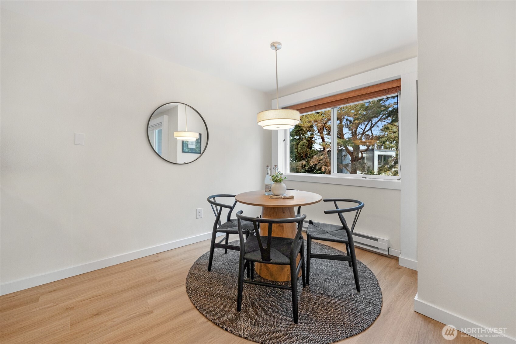 3711 26th Place W #105, Seattle, WA 98199, photo 5 of 19