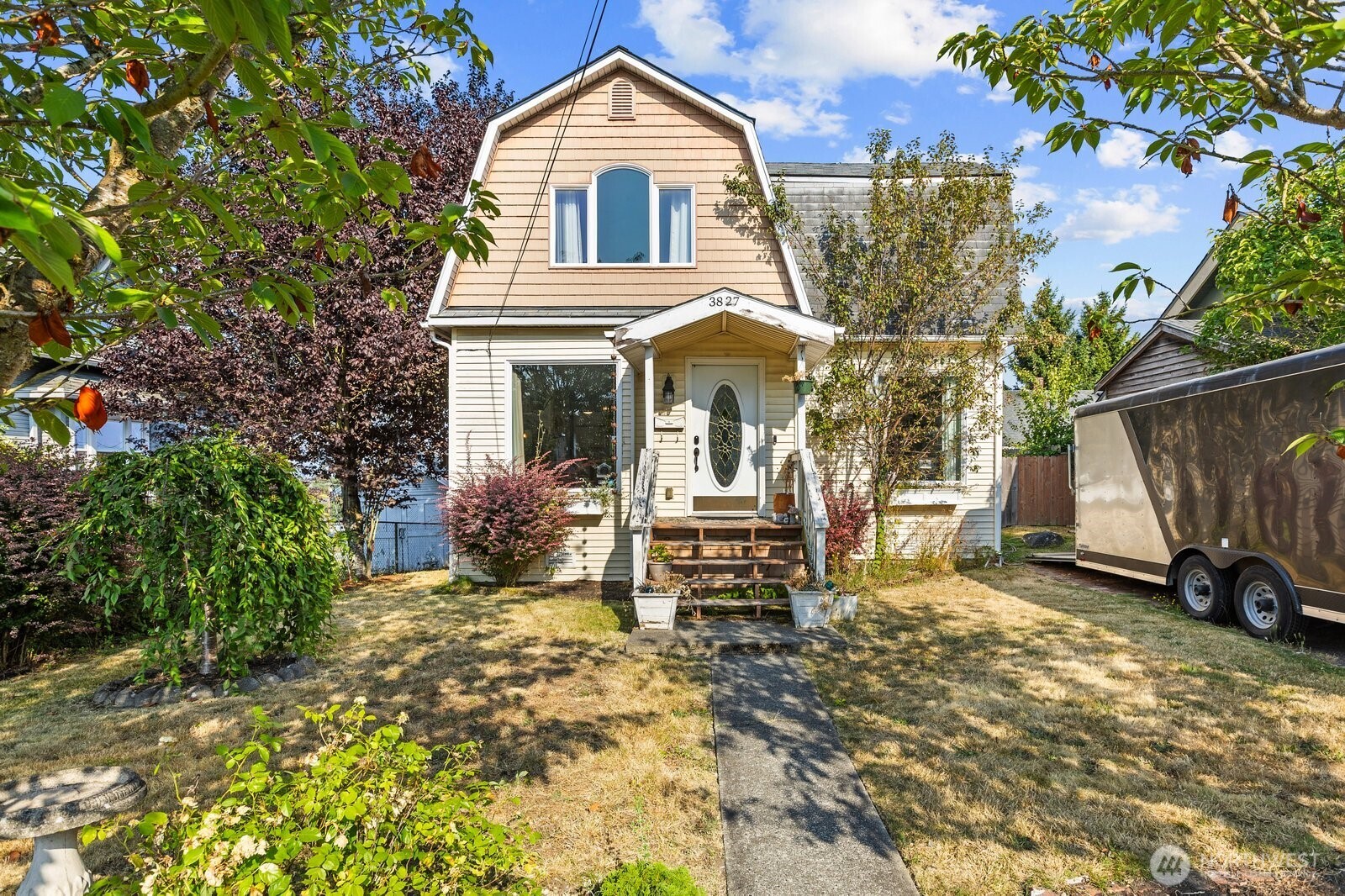 3827 High Street