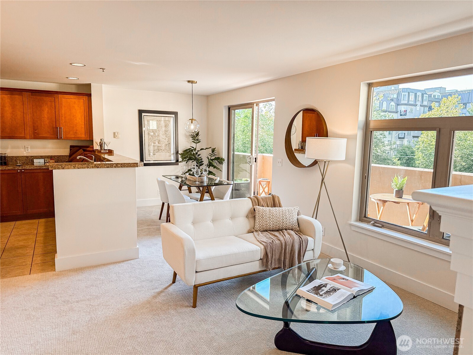 120 1st Avenue W #306, Seattle, WA 98119, photo 3 of 40