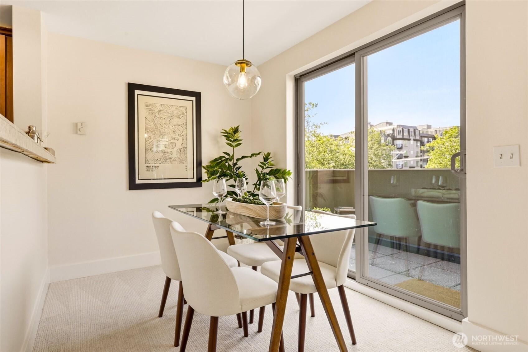 120 1st Avenue W #306, Seattle, WA 98119, photo 4 of 40