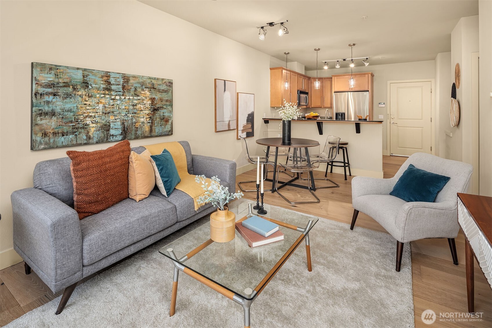 410 NE 70th Street #204, Seattle, WA 98115, photo 4 of 33