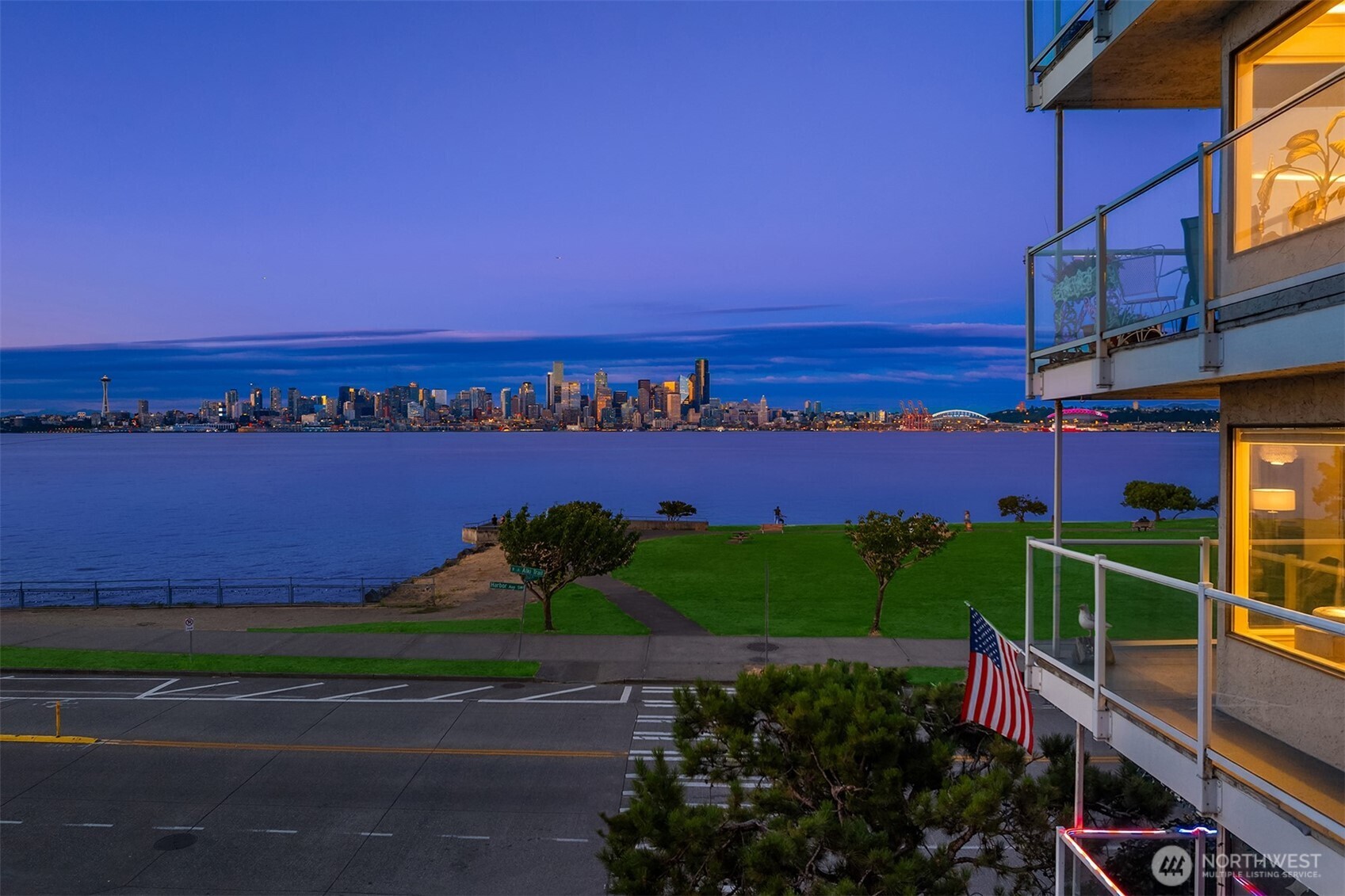 1101 Harbor Avenue SW #2C