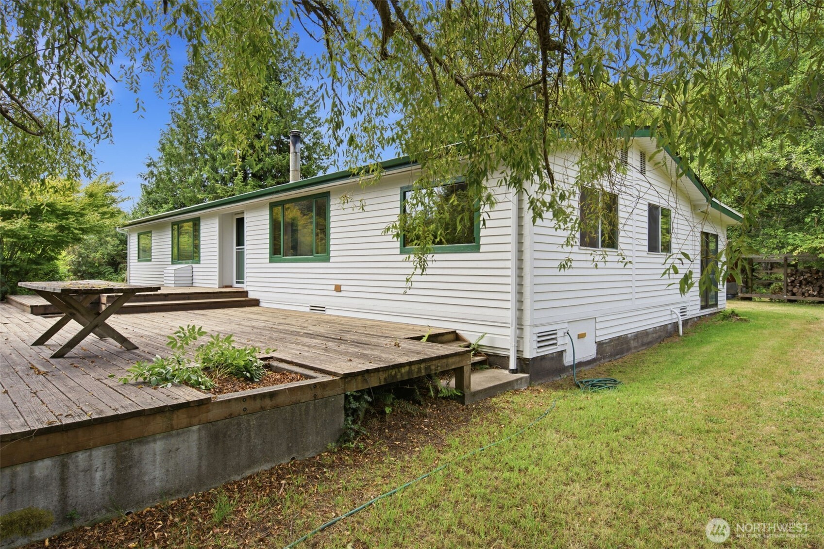 37723 Hansville Rd NE