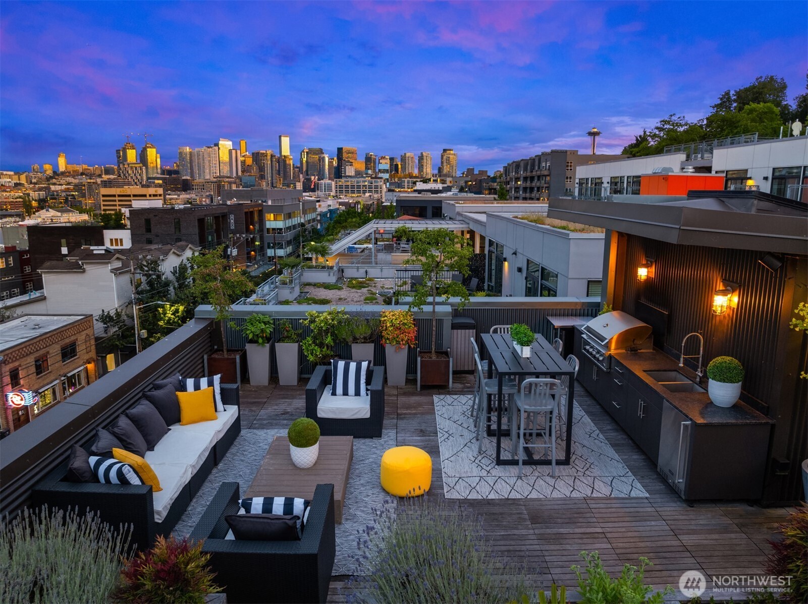 1707 Dexter Avenue N #B, Seattle, WA 98109, photo 2 of 38