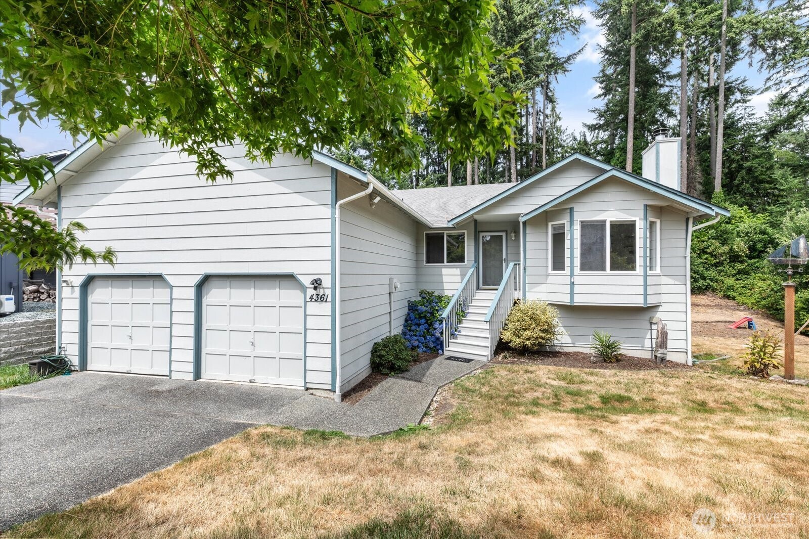 4361 Shadowood Drive