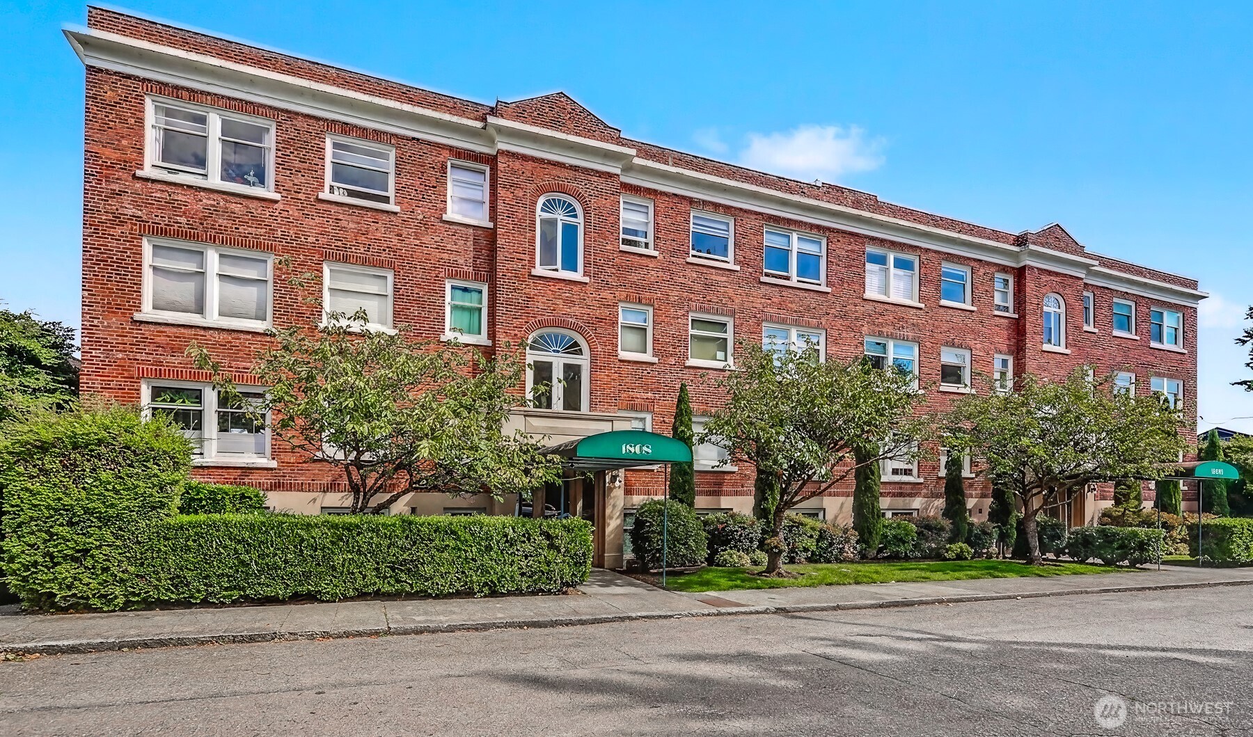 1808 Bigelow Avenue N #101B