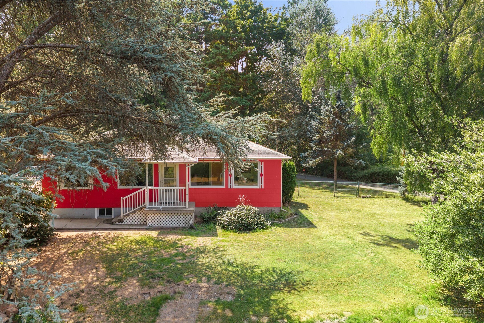 20509 State Highway 305 NE