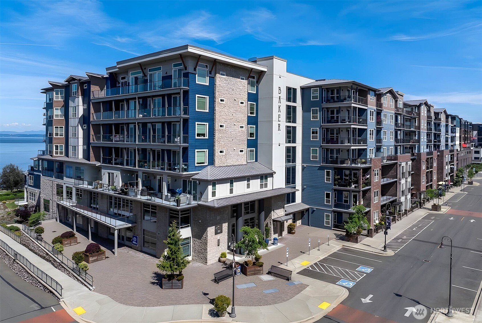 4961 Main Street #505