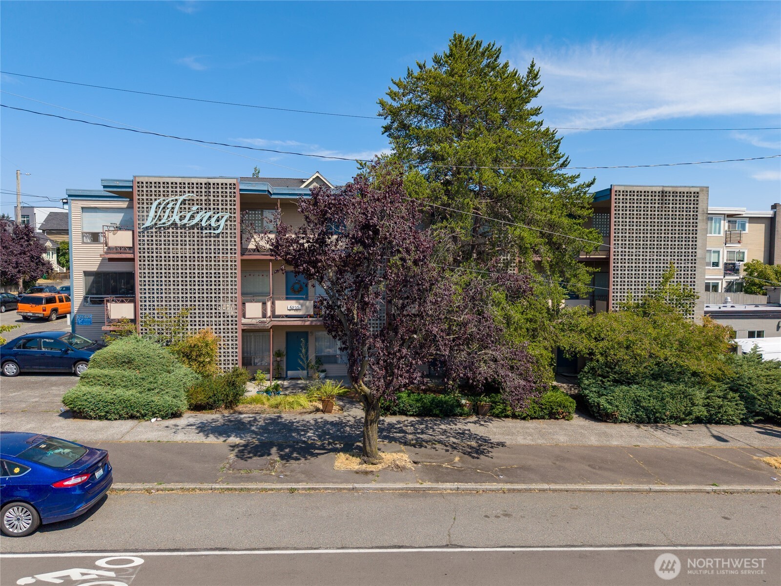 5920 24th Avenue NW