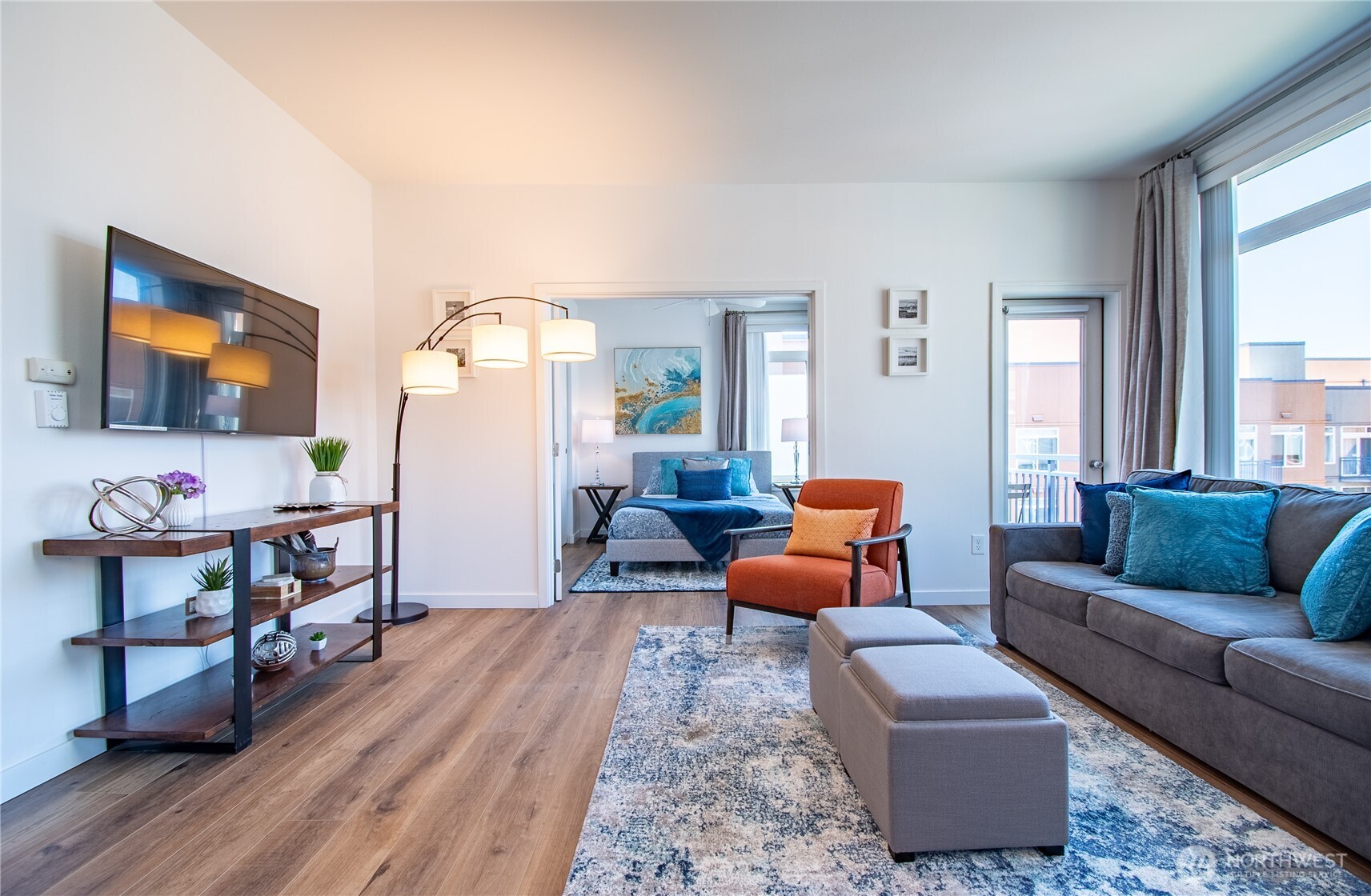 2415 2nd Avenue #729, Seattle, WA 98121, photo 2 of 23