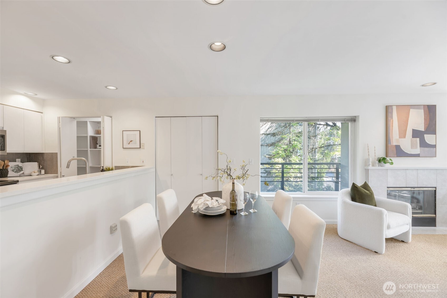 2000 W Barrett Street #205, Seattle, WA 98199, photo 5 of 19