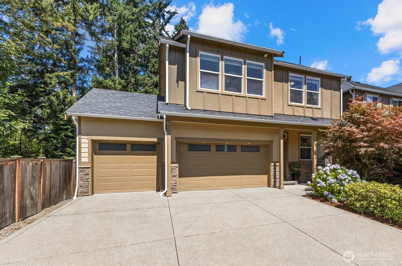 3815 163rd Street SE