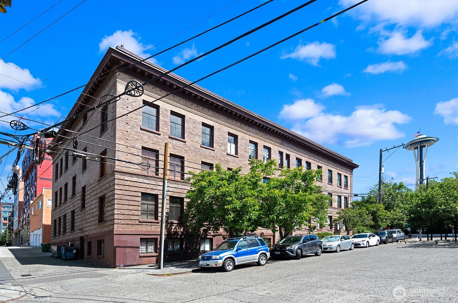 22 John Street #C, Seattle, WA 98109, photo 2 of 7