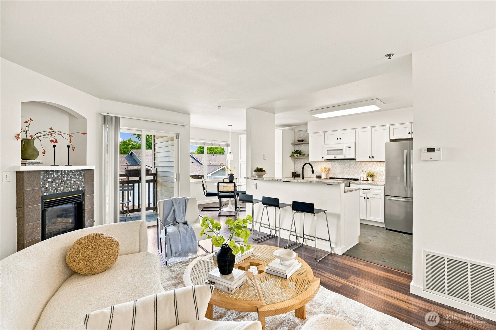 901 E Marine View Drive #104
