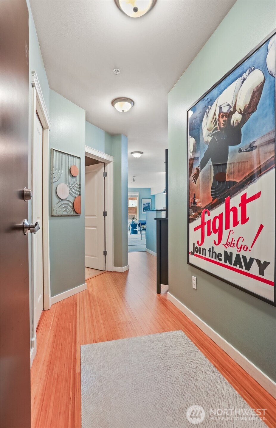 530 4th Avenue W #206, Seattle, WA 98119, photo 5 of 27
