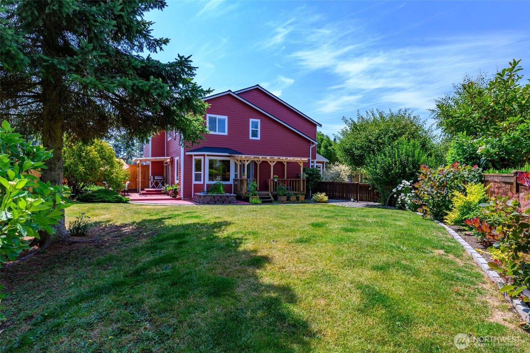 204 NW Capstan Court