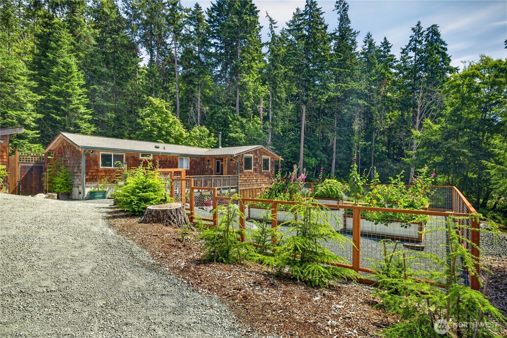 7489 Woody Lane