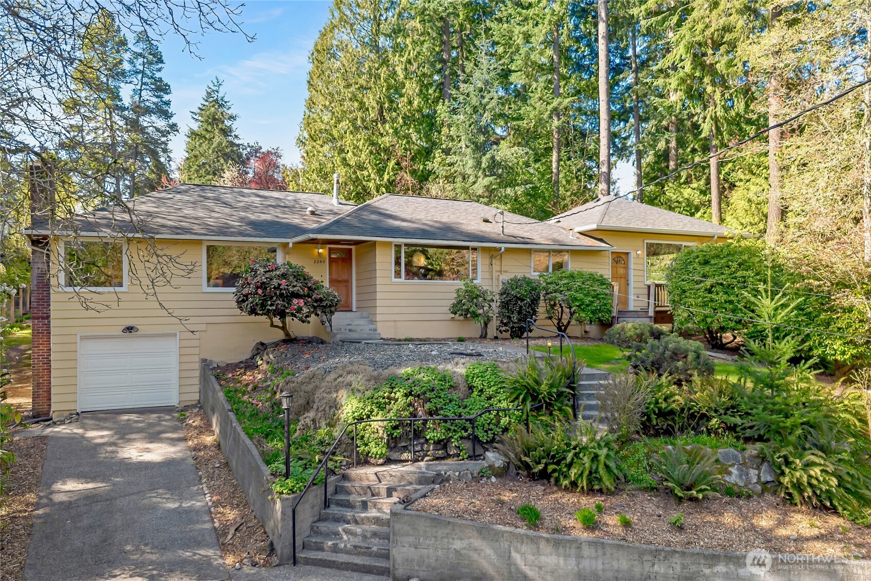 2209 NE 177th Street