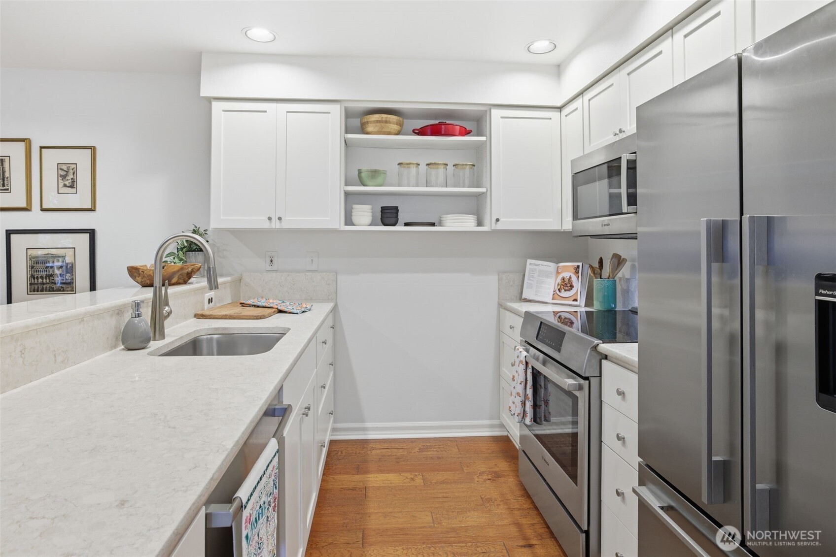 215 20th Avenue E #105, Seattle, WA 98112, photo 5 of 40