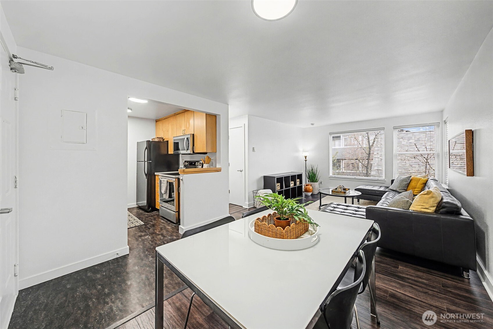 4111 Whitman Avenue N #402, Seattle, WA 98103, photo 3 of 15