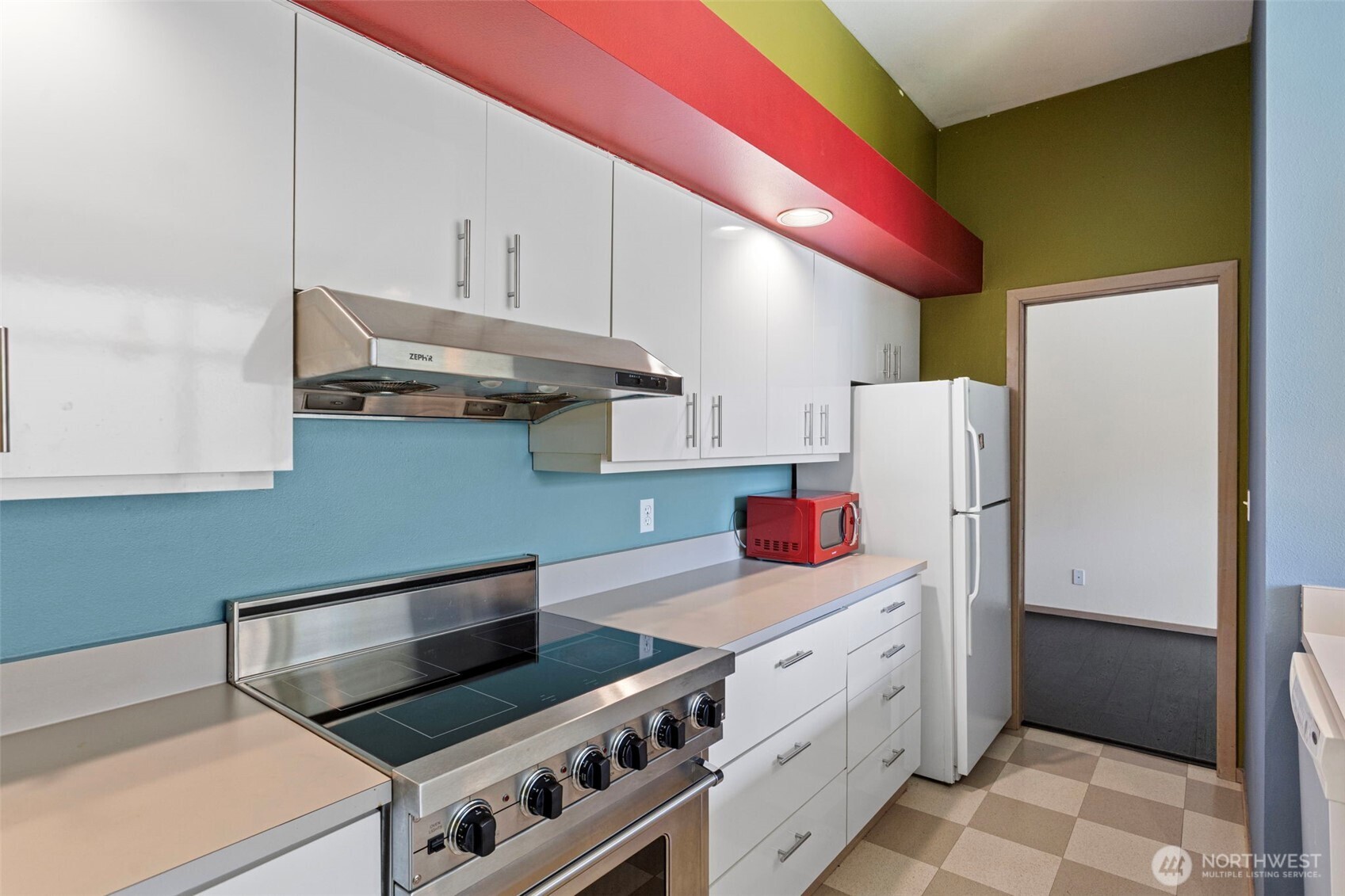 2030 Western Avenue #514, Seattle, WA 98121, photo 5 of 38