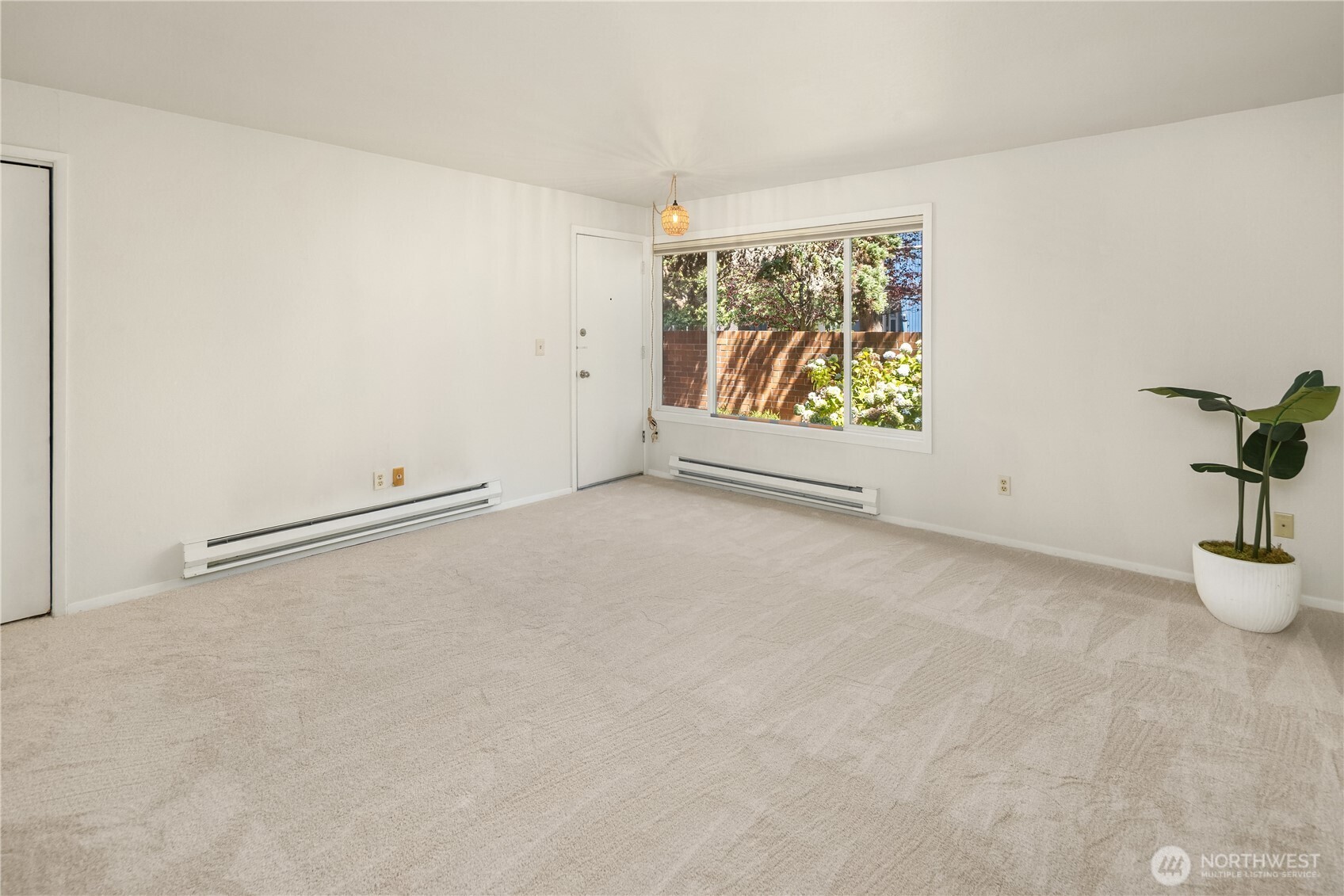 6055 35th Avenue SW #107, Seattle, WA 98126, photo 5 of 23