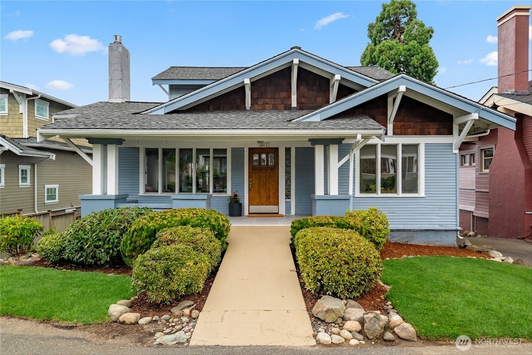 607 Warren Avenue
