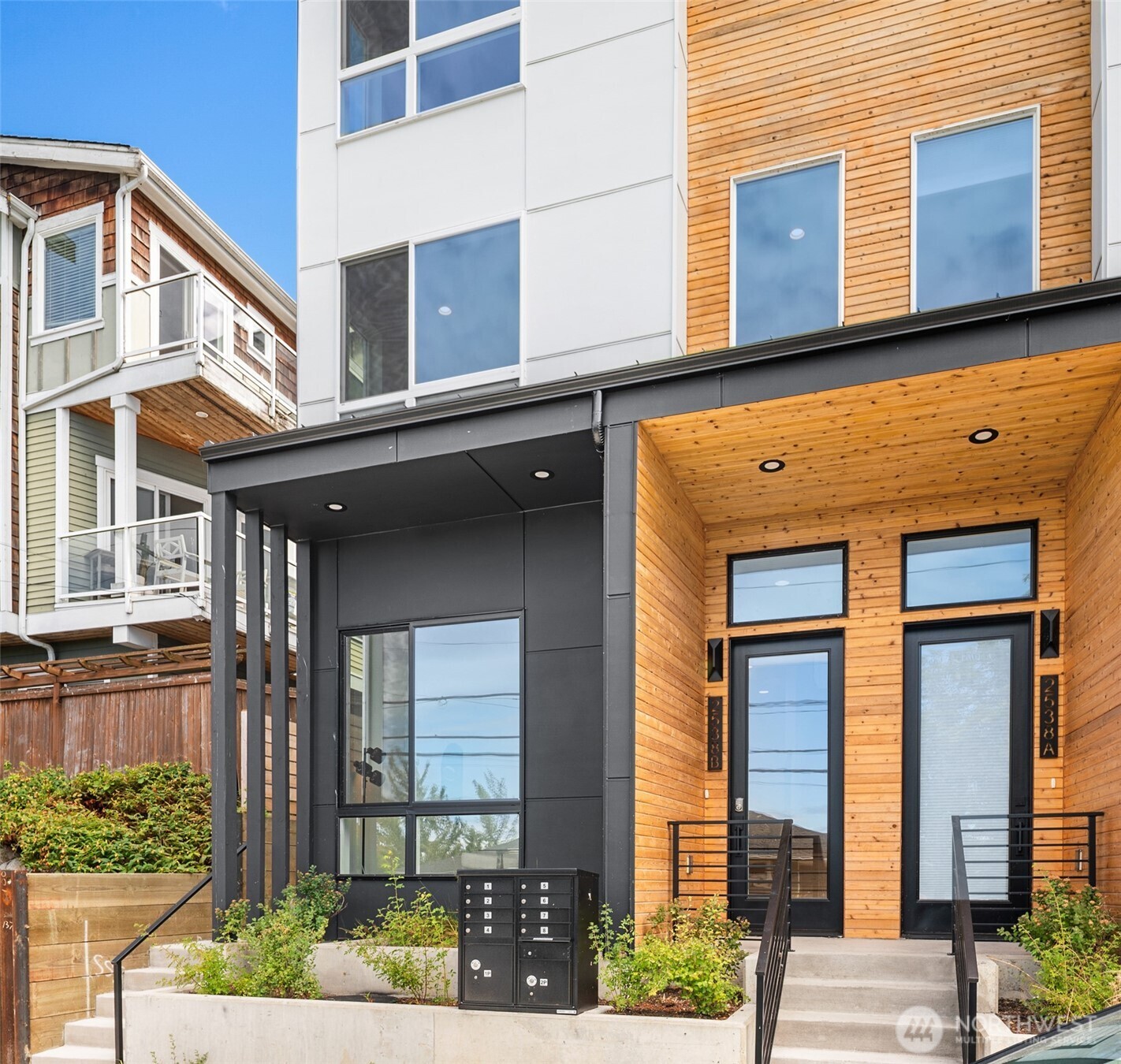 2538 14th Avenue W #B