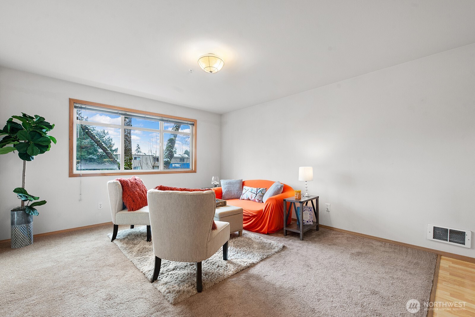 9517 35th Avenue NE #2A, Seattle, WA 98115, photo 4 of 23
