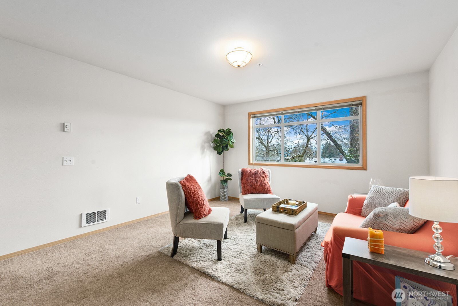 9517 35th Avenue NE #2A, Seattle, WA 98115, photo 5 of 23
