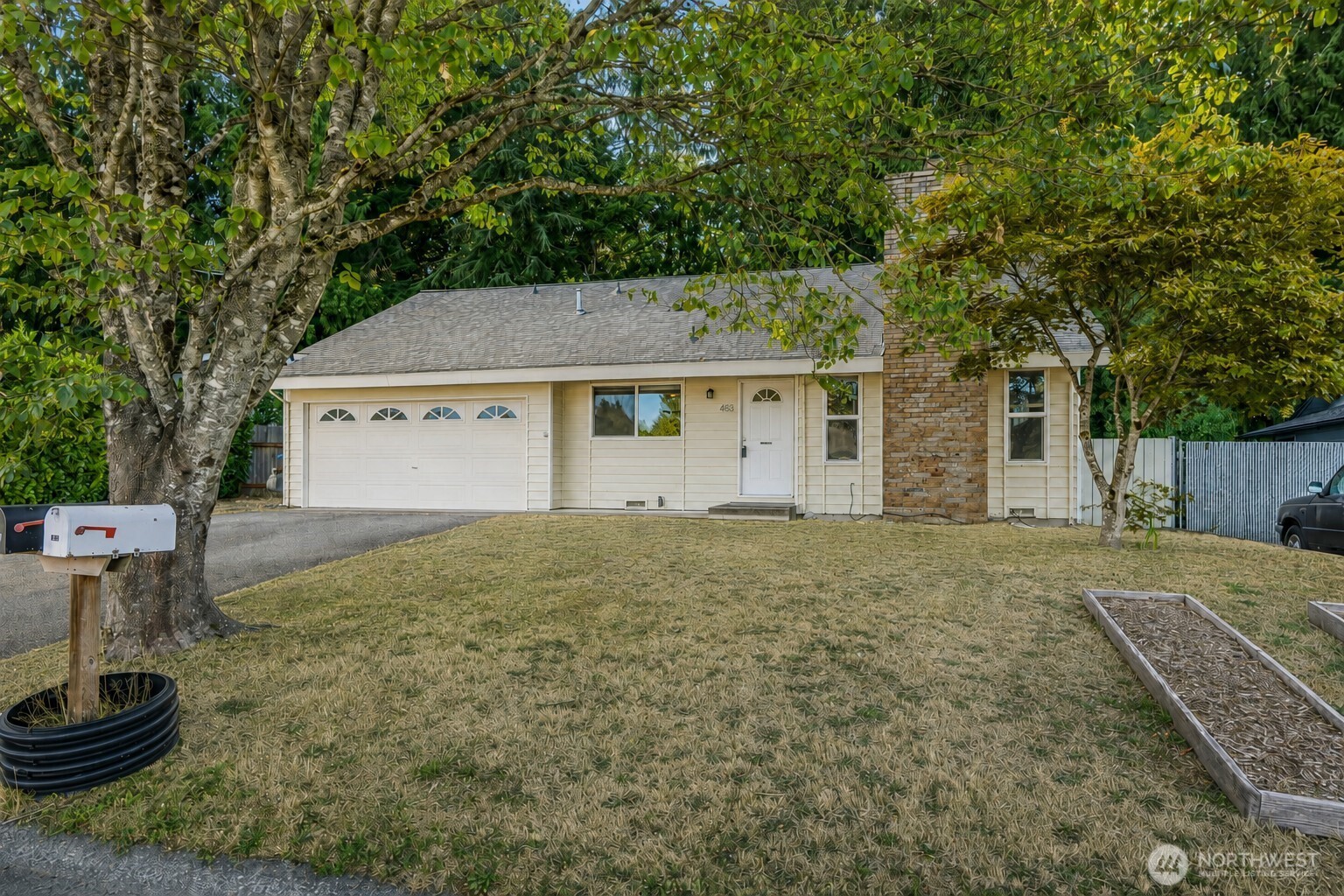 483 NE Conifer Drive