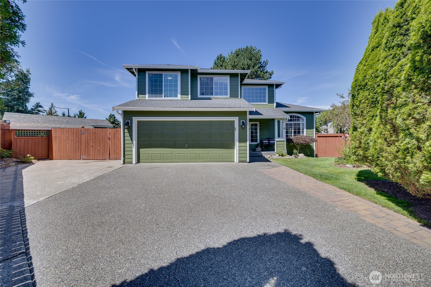 226 95th Drive SE