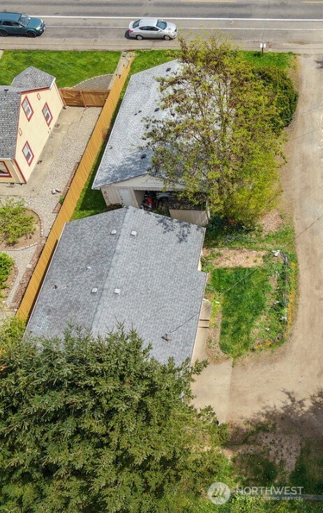 521 & 523 Boulevard Road SE