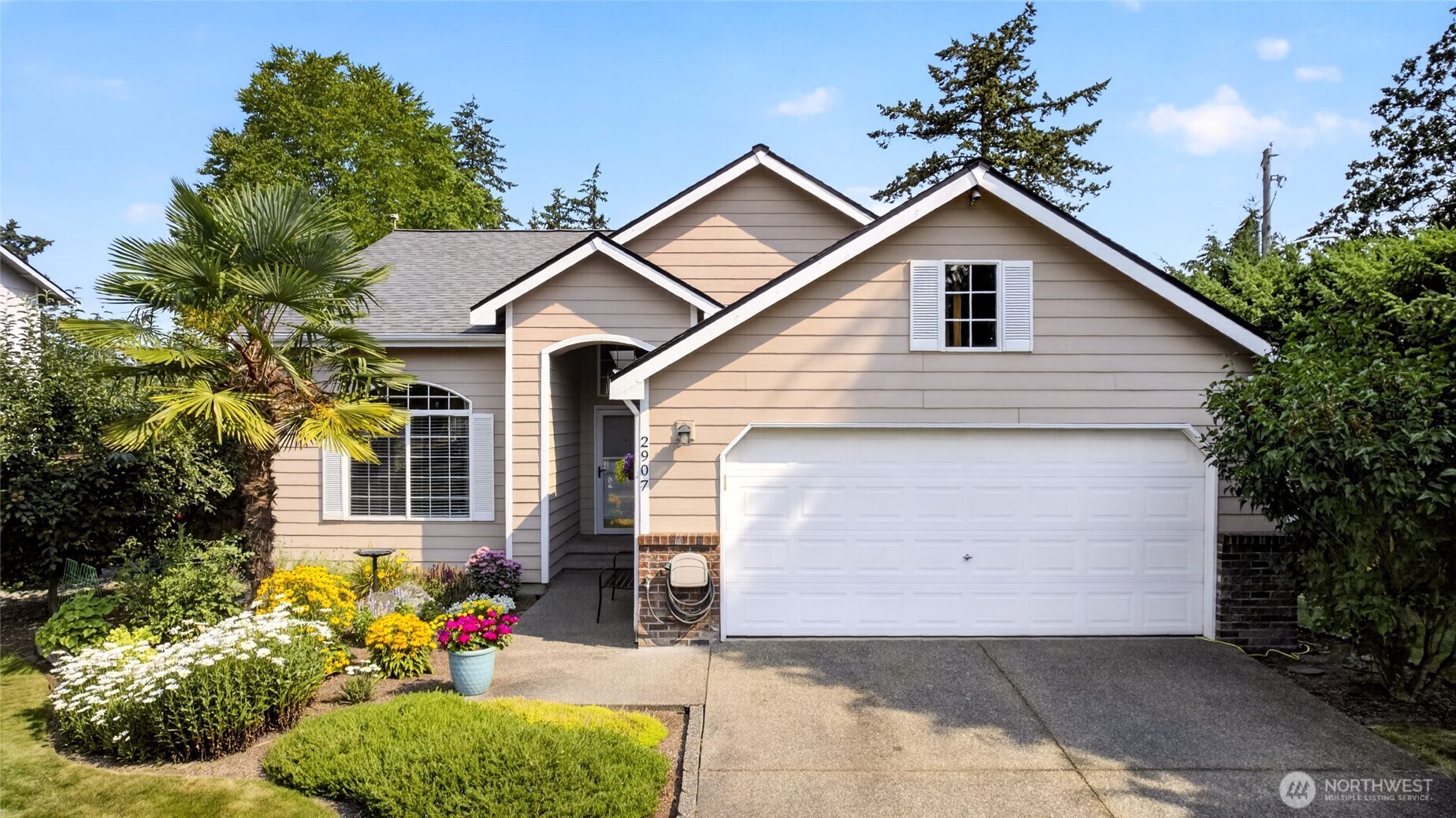2907 173rd Street E