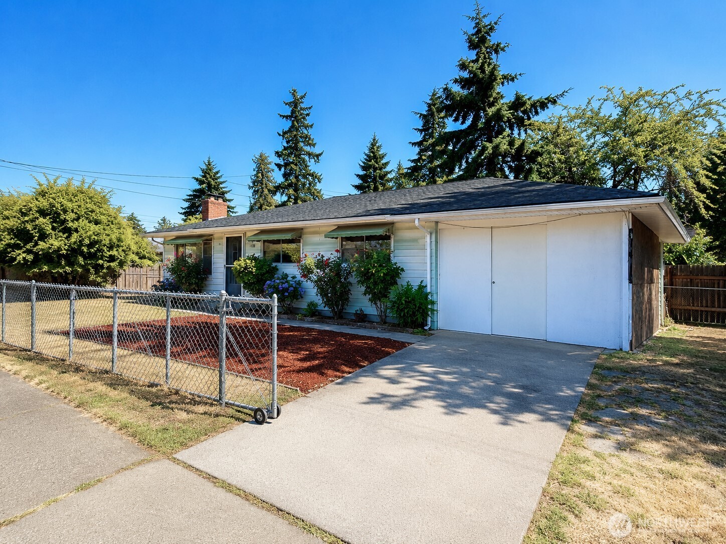 10246 RENTON AVE S, Seattle, WA 98178, photo 2 of 2