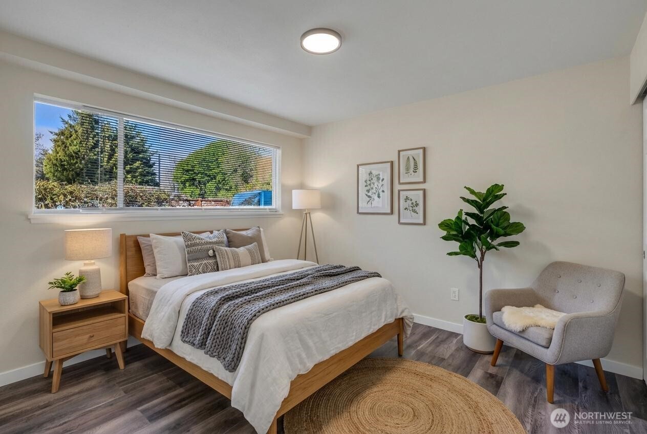 748 S Cloverdale Street #Unit 6, Seattle, WA 98108, photo 2 of 27
