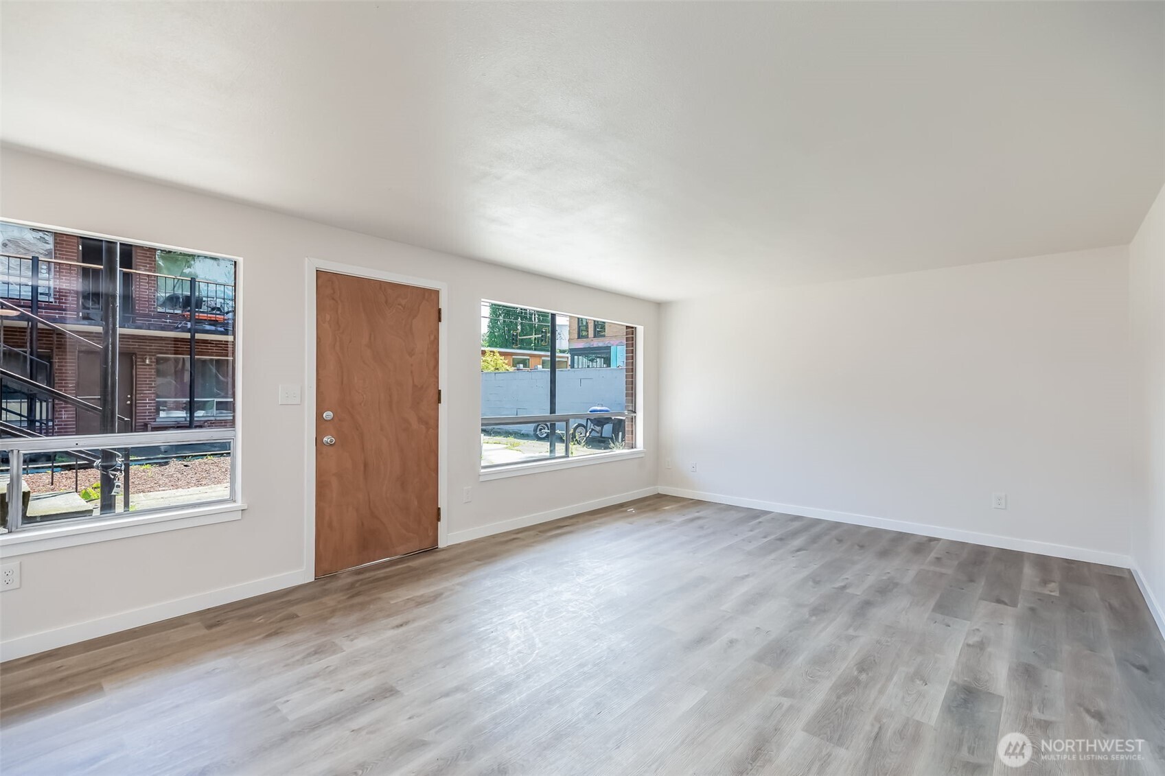 748 S Cloverdale Street #Unit 6, Seattle, WA 98108, photo 5 of 27