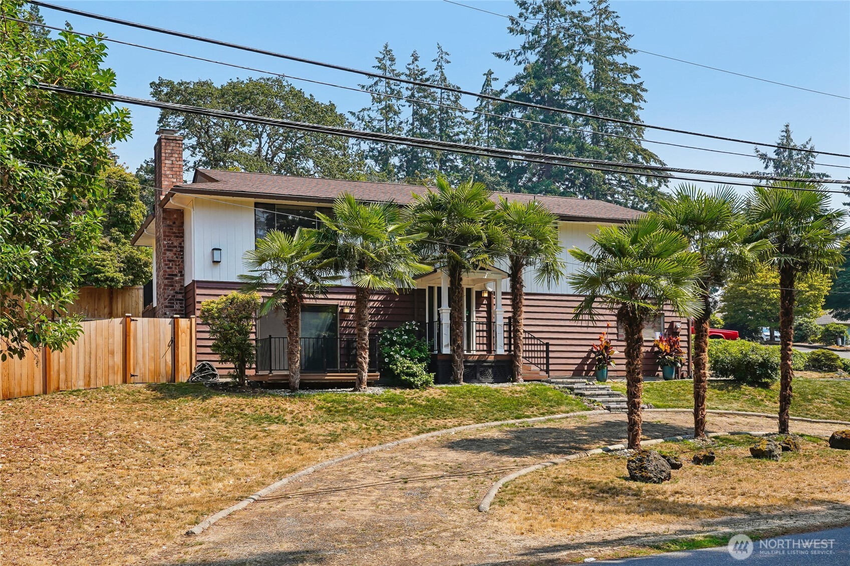 7503 John Dower Road W