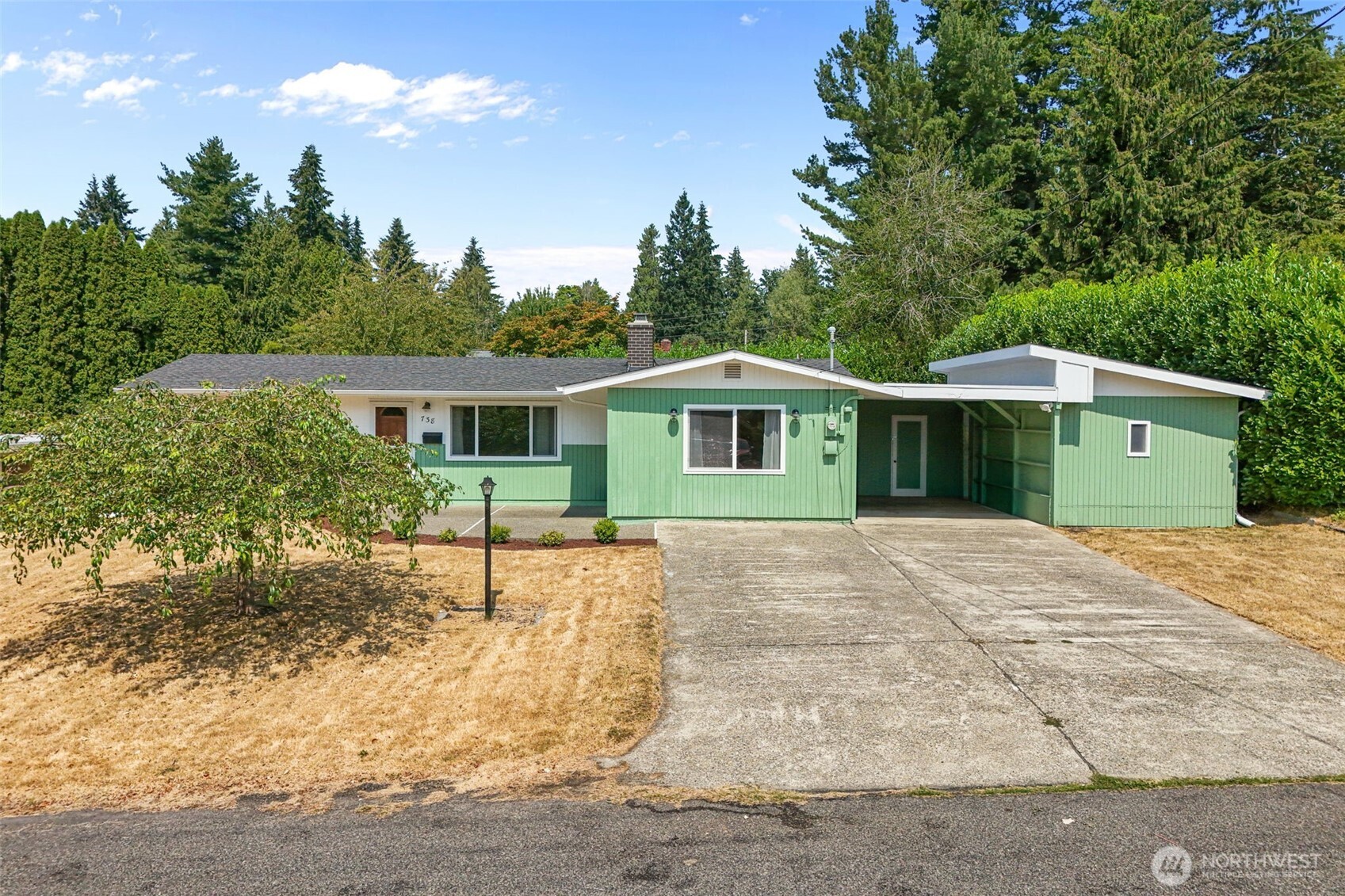 738 Wallin Street