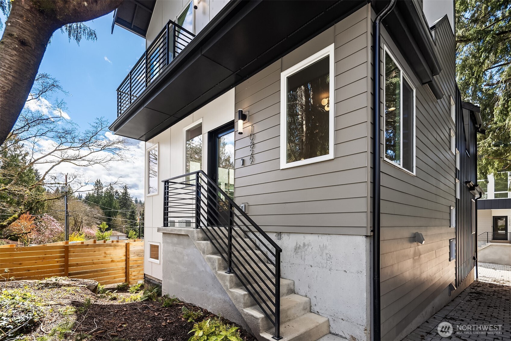 10829 11th Avenue NE, Seattle, WA 98125, photo 4 of 26
