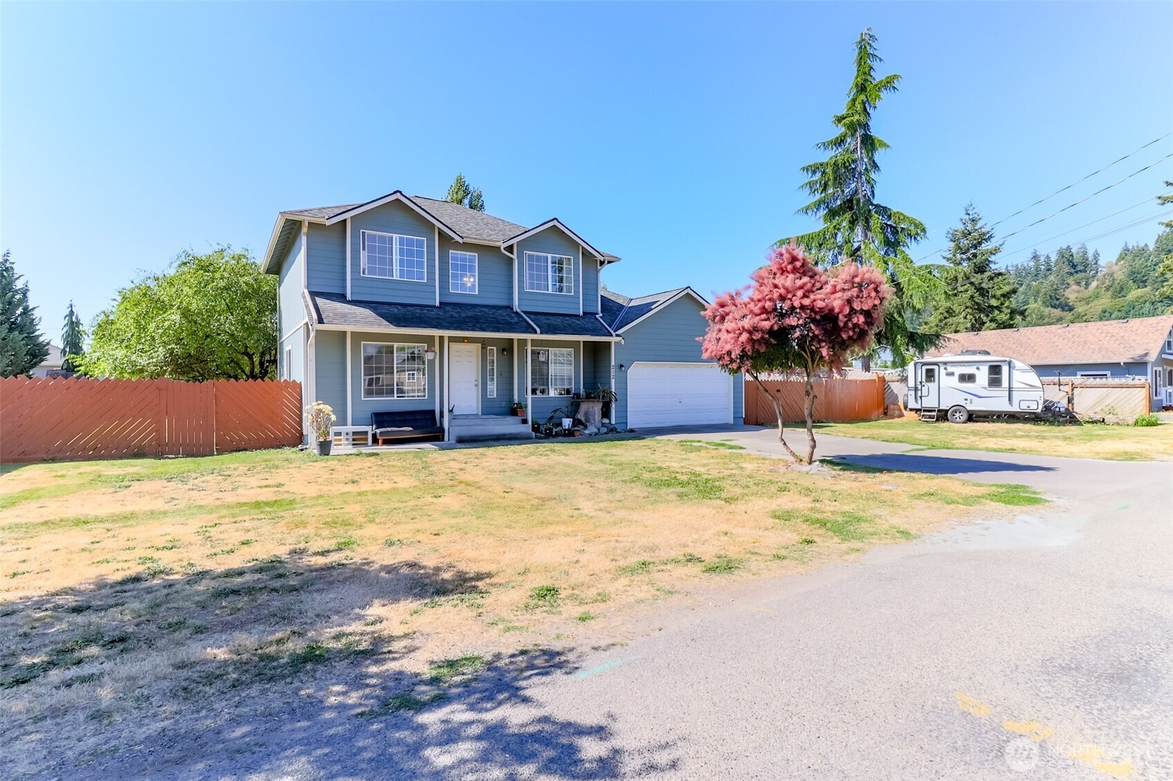 212 2nd Avenue N