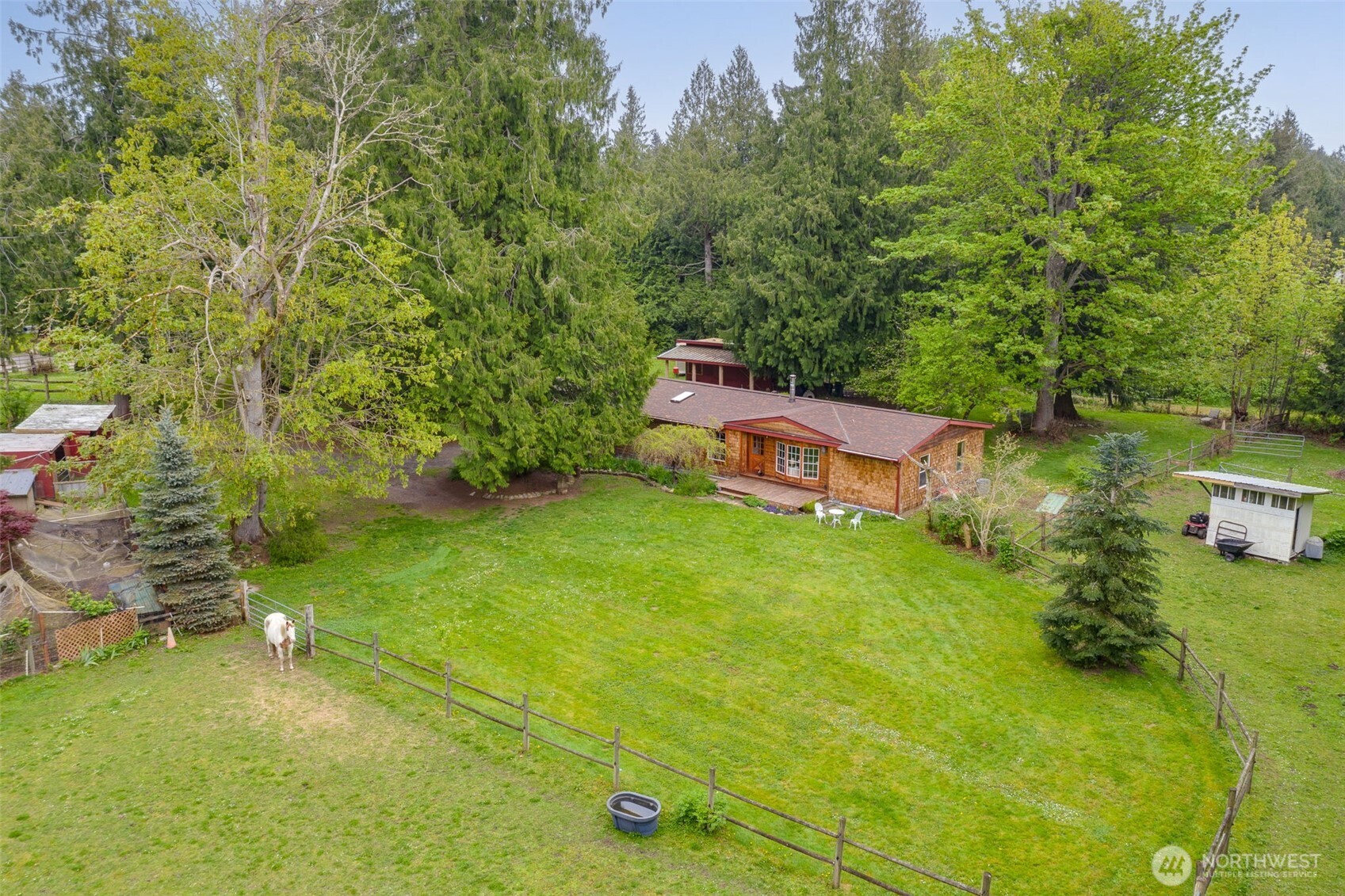 472 Iris Lane
