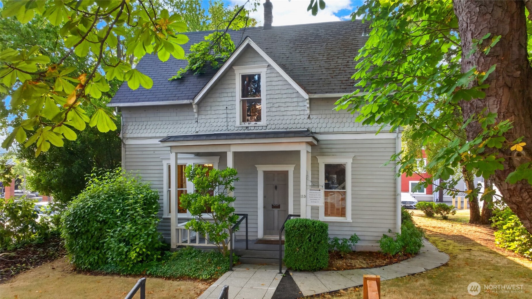 115 3rd Avenue N