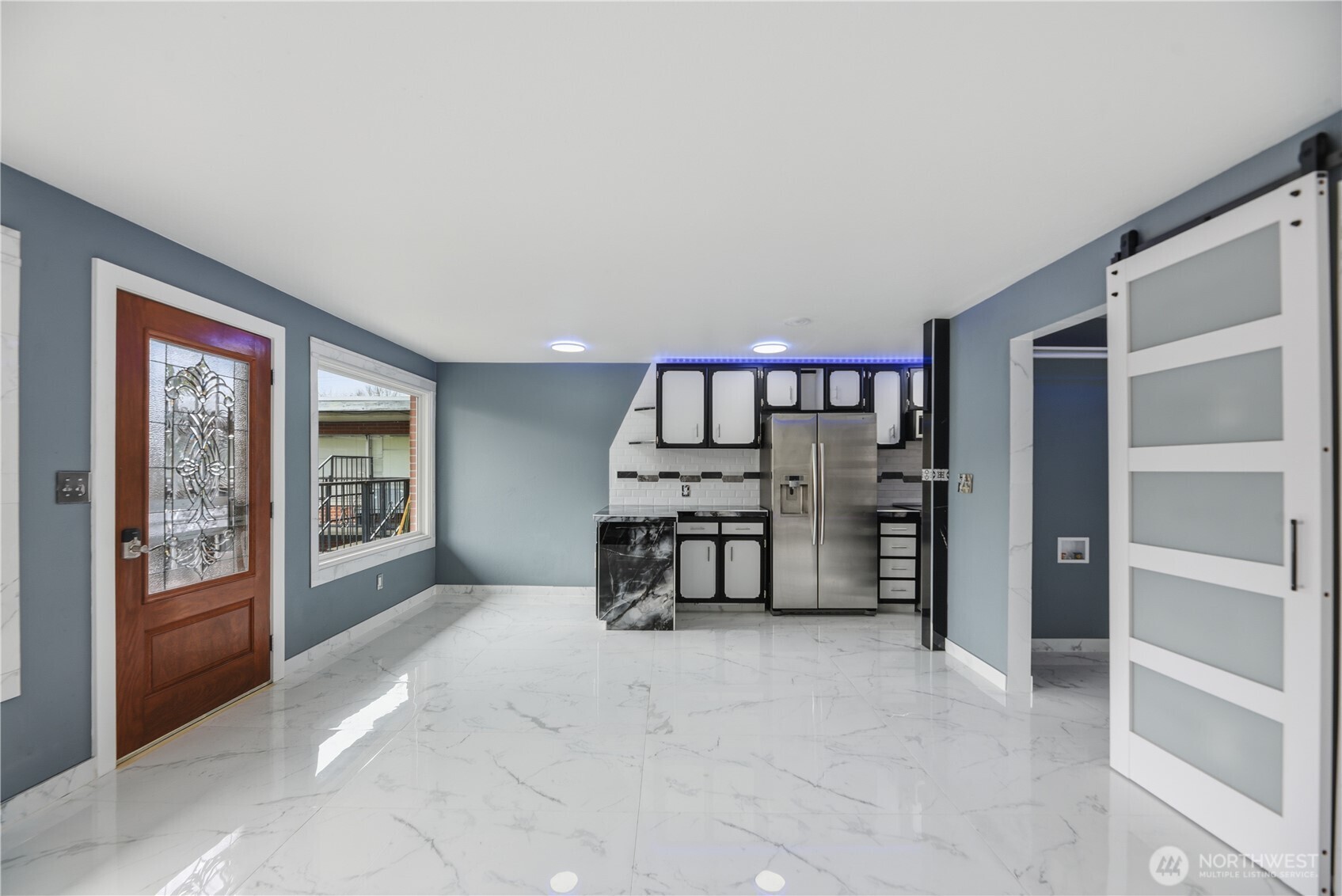 748 S Cloverdale Street #8, Seattle, WA 98108, photo 4 of 30
