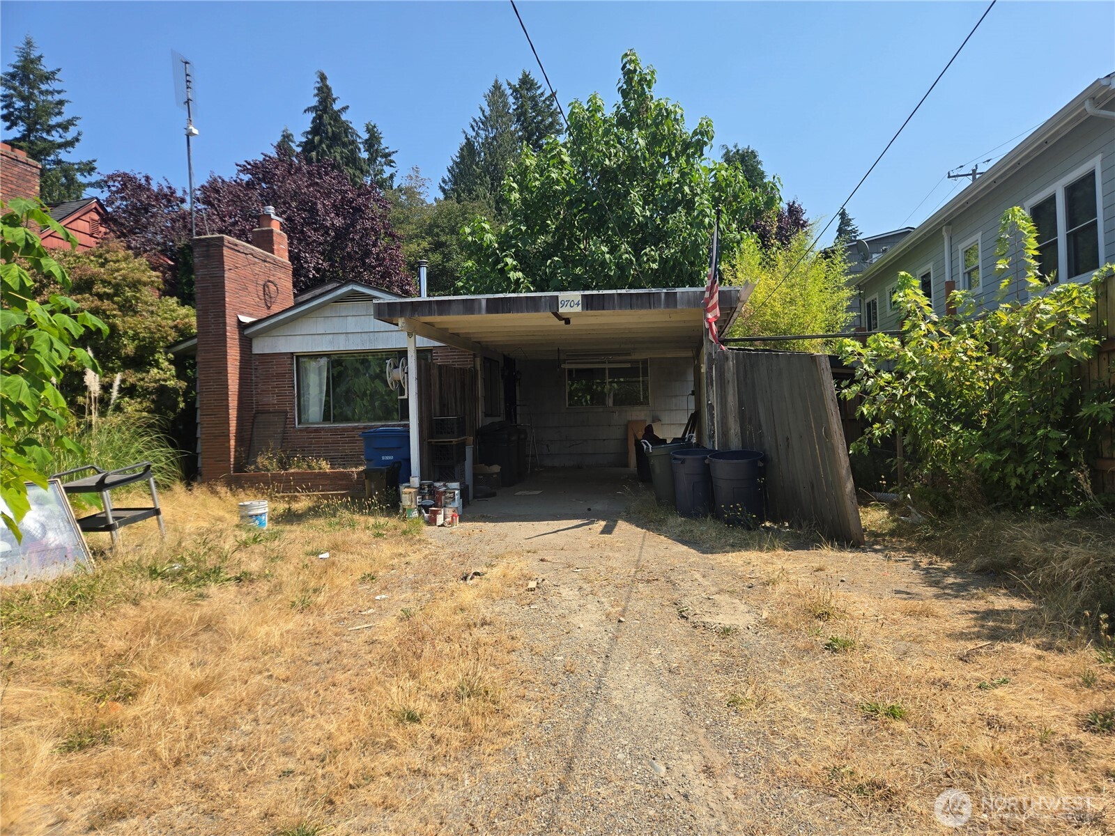 9704 8th Avenue NE