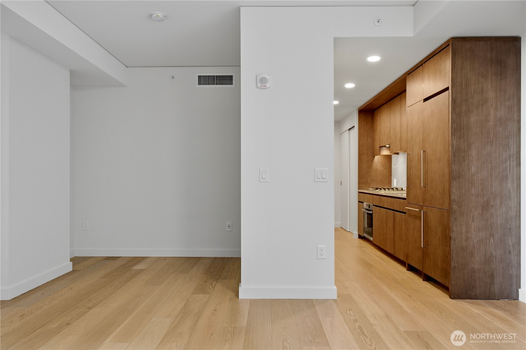 121 Stewart Street #1306, Seattle, WA 98101, photo 5 of 21