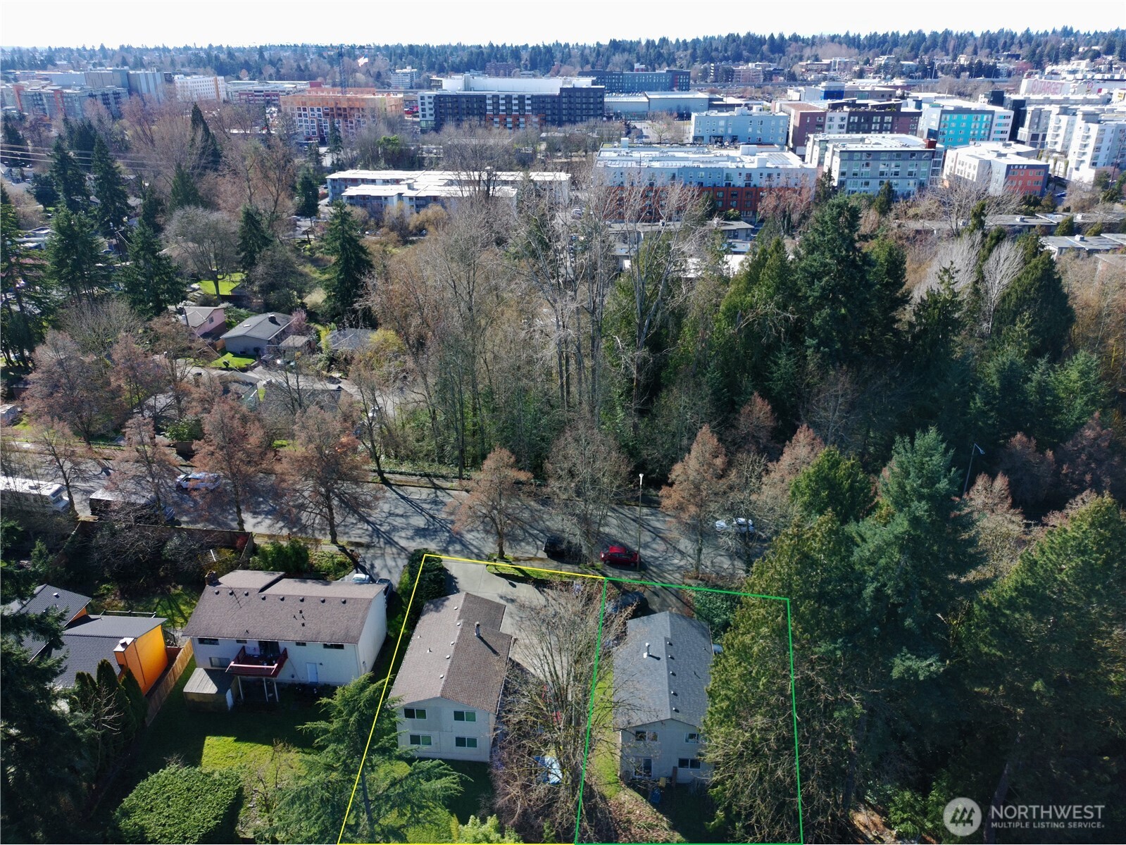 10606 Roosevelt Way NE, Seattle, WA 98125, photo 2 of 2